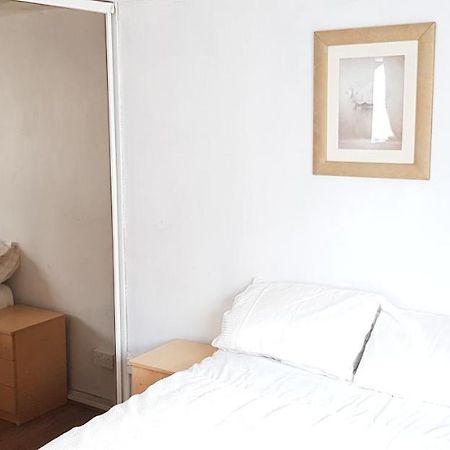 61 Baker Street Apartment Luton  Bagian luar foto