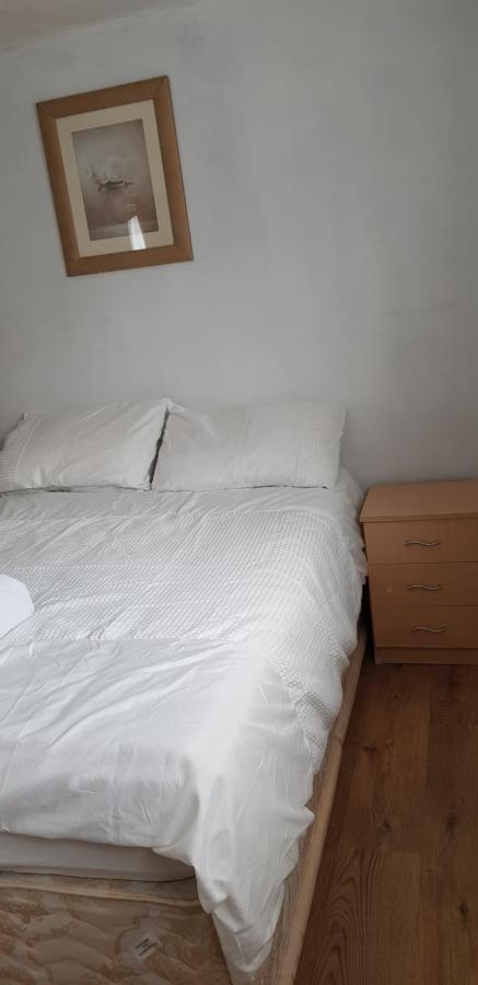 61 Baker Street Apartment Luton  Bagian luar foto