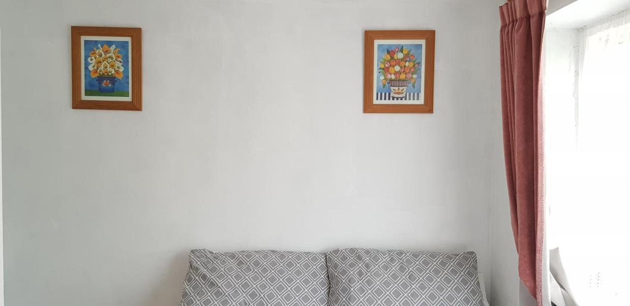 61 Baker Street Apartment Luton  Bagian luar foto